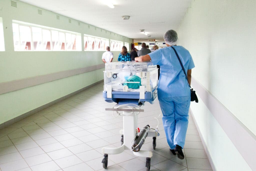 Les salaires dans la fonction publique hospitalière : état des lieux, enjeux et leviers d’action - Article de blog